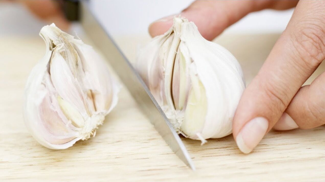 Garlic - a folk remedy for the fight against toenail fungus